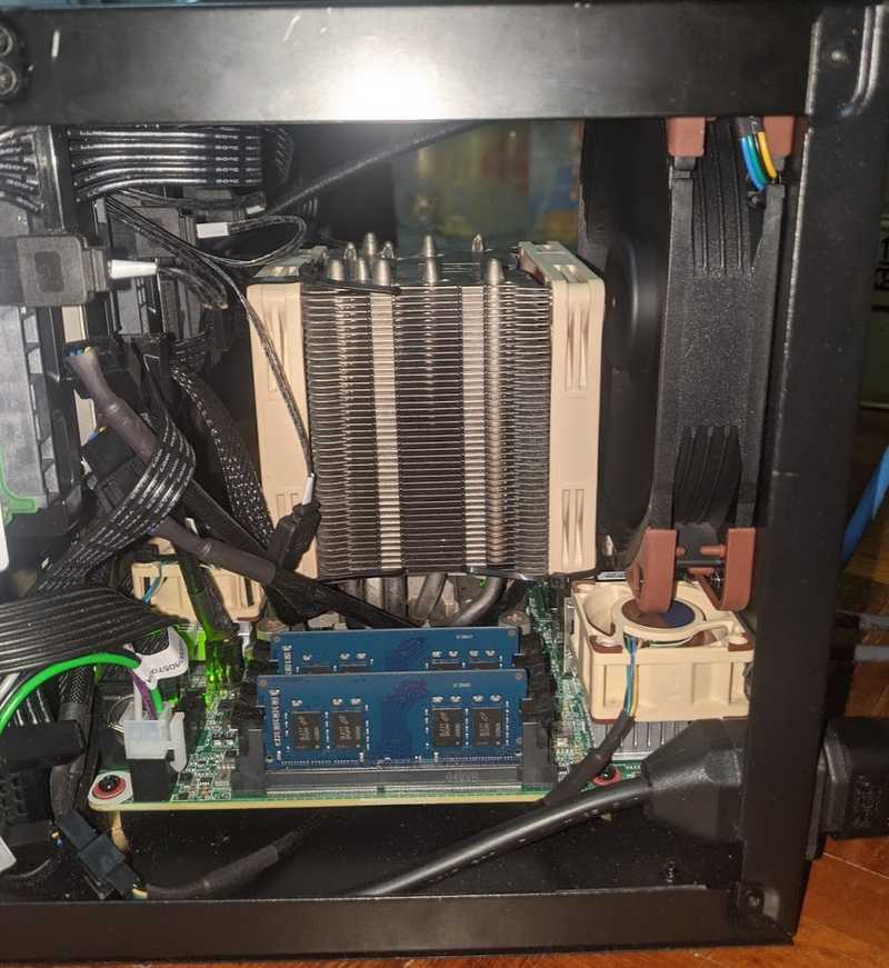 NH-U9S Cooler Left View